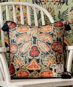 Mind The Gap Heirloom Linen Cushion