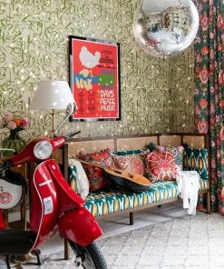 Mind The Gap Woodstock Collection, On The Stage Monochrome New