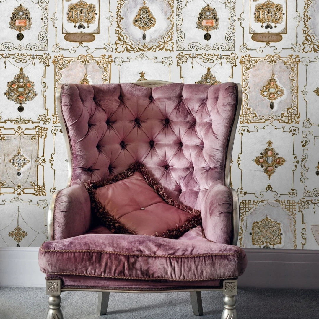 Mind The Gap Anna's Jewellery Neutral Wallpaper - Premium Comic & Themed Wallpaper for Home Decor 4 Mind The Gap Anna's Jewellery Neutral Wallpaper