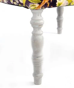 Mind The Gap Les Jardins Royaux Dubois Ottoman La Voliere