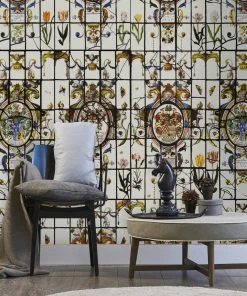 Mind The Gap Les Jardins Royaux Heraldische Wallpaper