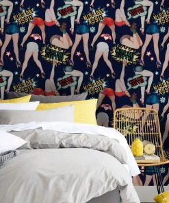 Mind The Gap The Retrograde Kiss My Ass Wallpaper - Comic & Themed Wallpaper for Unique Home Decor 9 Mind The Gap The Retrograde Kiss My Ass Wallpaper