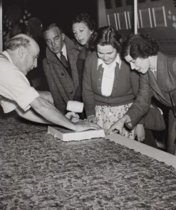 Liberty Fabrics Patricia Wallpaper, Lapis