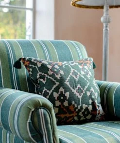 Mind The Gap Zold Linen Cushion